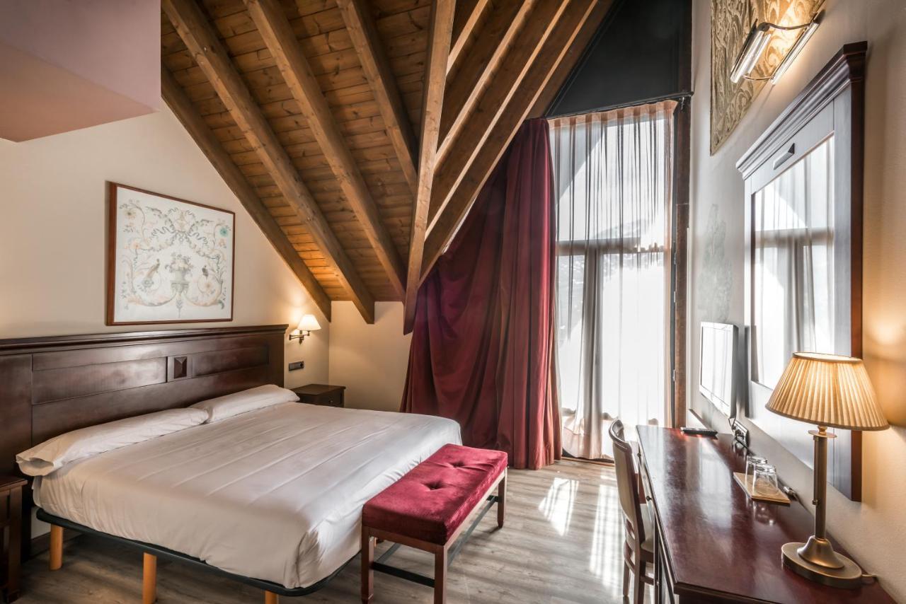 Snoe Villa De Sallent 4 Сальент-де-Гальего Экстерьер фото