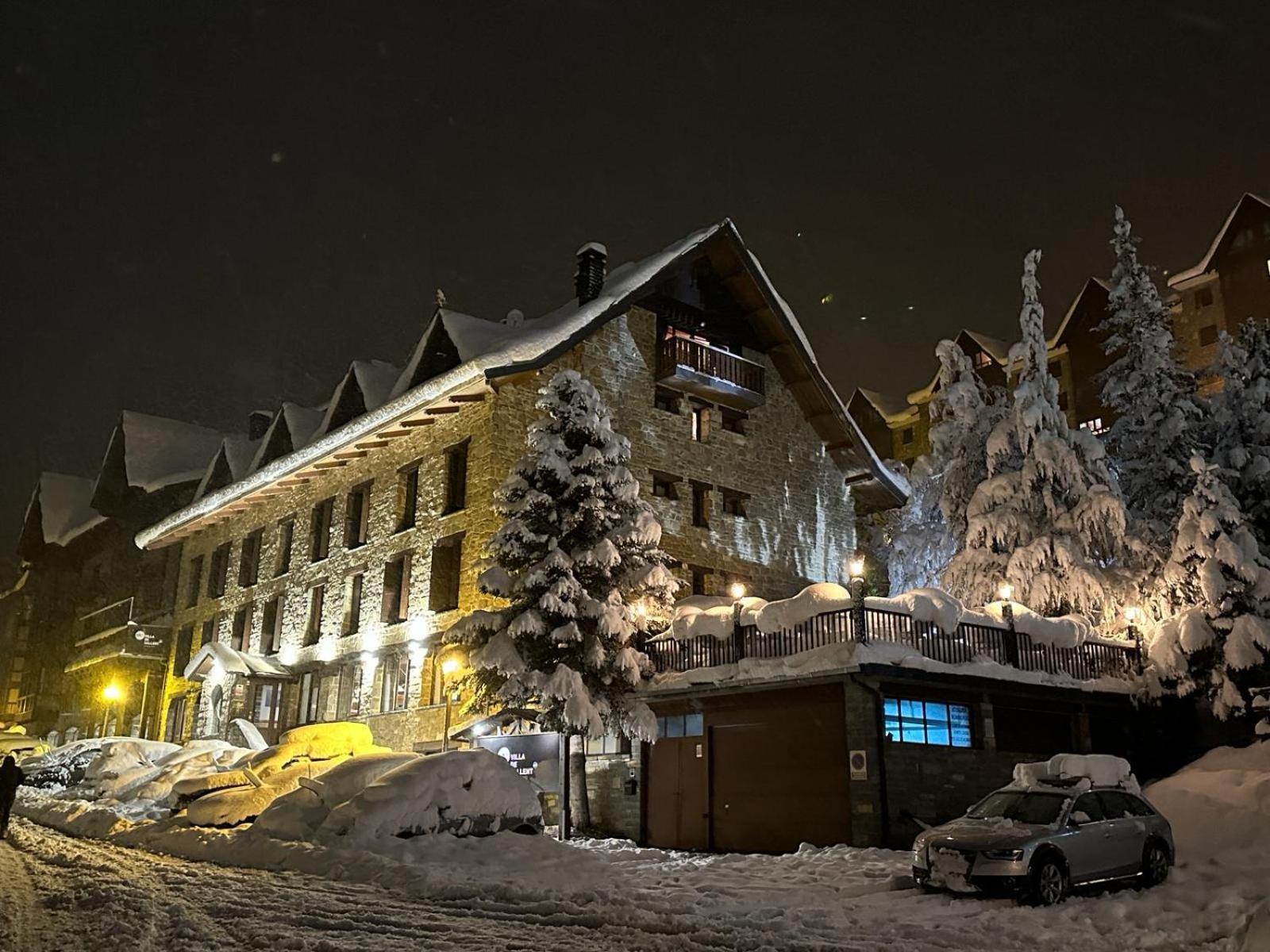 Snoe Villa De Sallent 4 Сальент-де-Гальего Экстерьер фото